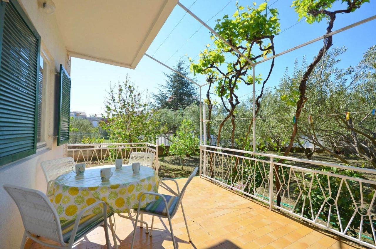 Apartments Secret Garden โวดีเซ ภายนอก รูปภาพ