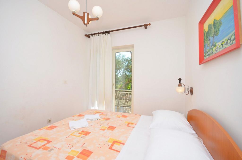 Apartments Secret Garden โวดีเซ ภายนอก รูปภาพ